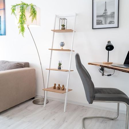 #411 Comfort-Wohnung In Muelheim ミュルハイム・アン・デア・ルール エクステリア 写真